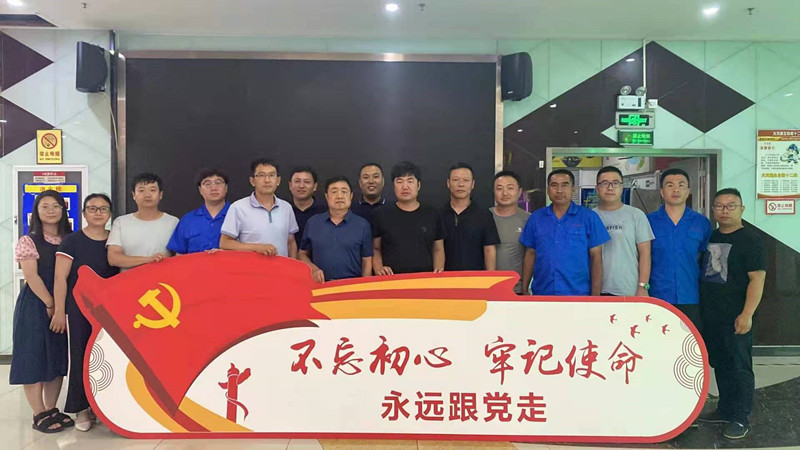 海蓝城：观电影《革命者》有感